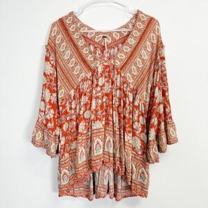 Free People Shirt Womens Size Small Orange Floral VNeck Blouse Ruffle Flutter